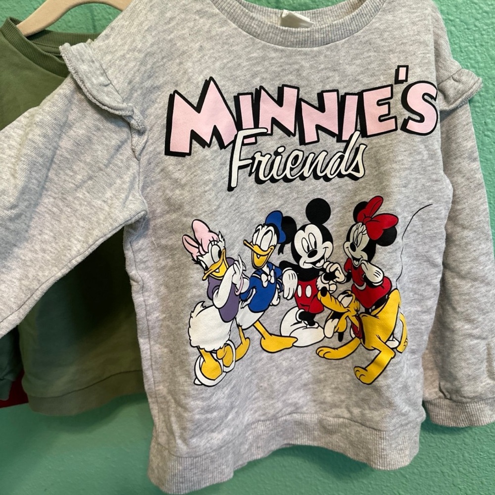 H&M Sweatshirt Bundle - Picture 2 of 6